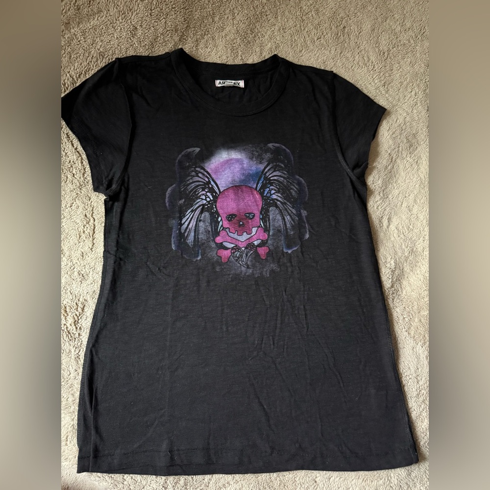 Women Black Graphic Tee with Pink Skull